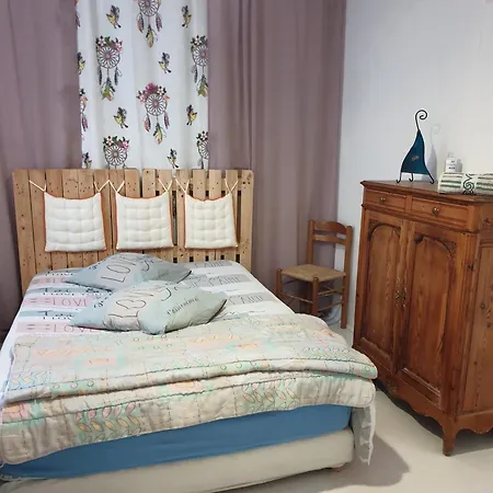 Guest house La Demeure *